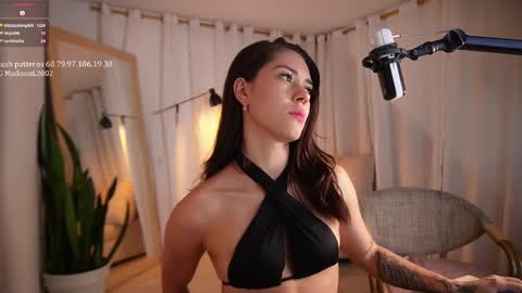 Snapshot of madisonlara chatting on 28, 2, 2025 madisonlara online show from 28, 2, 2025