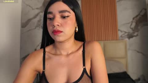 thumbs up  thx you so much MODEL INDEPENDENT online show from 26, 10, 2025