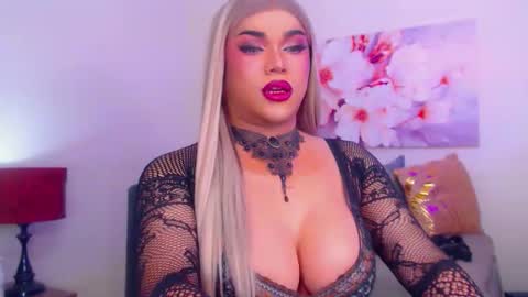 MADISONWILL online show from 26, 10, 2025