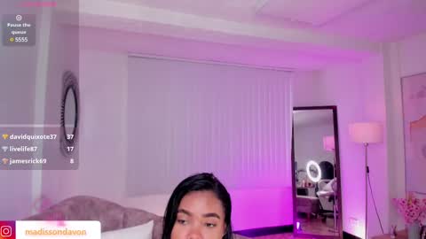 Snapshot of madisson_davon chatting on 8, 3, 2025 Madisson Davon online show from 8, 3, 2025