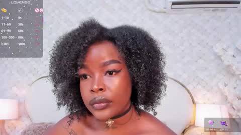 Snapshot of madissonlopez chatting on 28, 10, 2025 Madisson Lopez online show from 28, 10, 2025