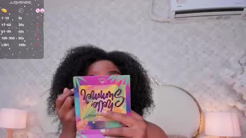 Snapshot of madissonlopez chatting on 3, 11, 2025 Madisson Lopez online show from 3, 11, 2025