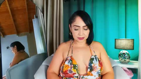 Snapshot of madissonone1 chatting on 23, 11, 2025 MADISSOONE online show from 23, 11, 2025