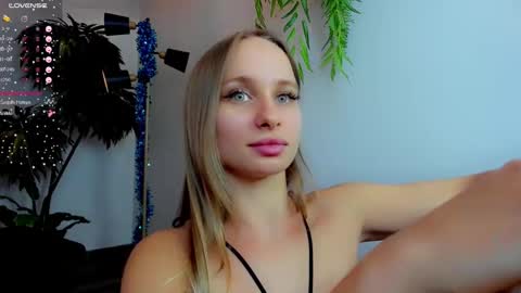 Snapshot of madlen_new chatting on 16, 12, 2024 Madlen online show from 16, 12, 2024