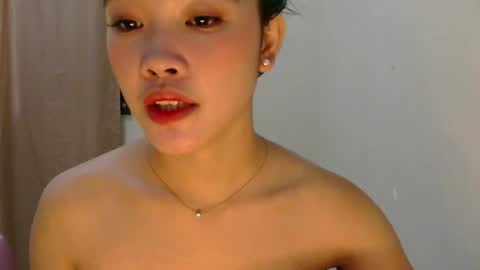 Snapshot of mae_luna chatting on 17, 6, 2026 mae_luna online show from 17, 6, 2026