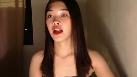 Snapshot of mae_luna chatting on 10, 7, 2026 mae_luna online show from 10, 7, 2026