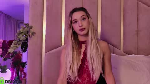 M. online show from 25, 9, 2025