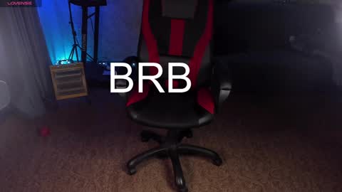 Maevee online show from 8, 12, 2024