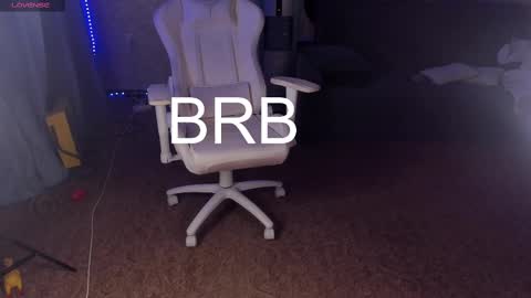 Maevee online show from 23, 2, 2025