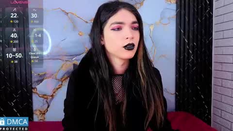 maevekuro online show from 20, 5, 2026