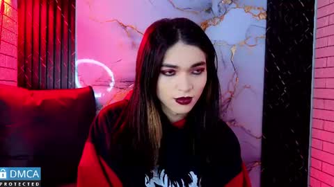 Snapshot of maevekuro chatting on 14, 7, 2026 maevekuro online show from 14, 7, 2026