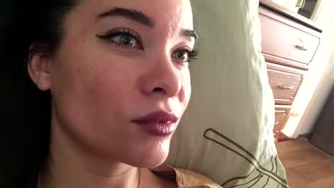 magggg658318 online show from 4, 1, 2025