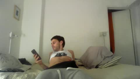 Snapshot of maggicboy29 chatting on 27, 6, 2026 maggicboy29 online show from 27, 6, 2026