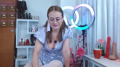 Snapshot of maghenta chatting on 16, 9, 2025 Maghenta-MS mature online show from 16, 9, 2025