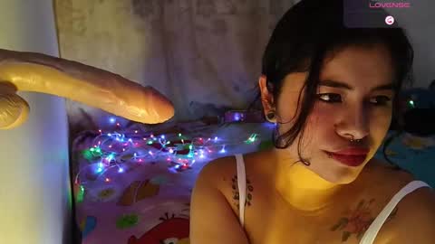 Snapshot of magic_alicee_ chatting on 9, 11, 2025 Alice online show from 9, 11, 2025