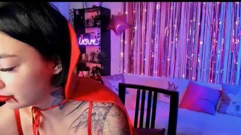 Snapshot of magic_alie chatting on 20, 10, 2025 Magic Allie online show from 20, 10, 2025