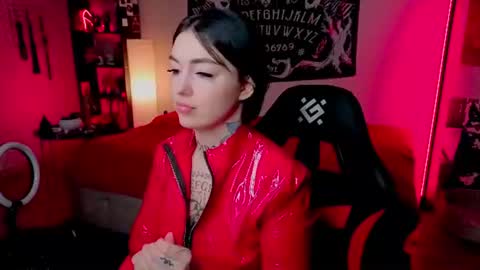 Snapshot of magic_alie chatting on 7, 7, 2026 Magic Allie online show from 7, 7, 2026
