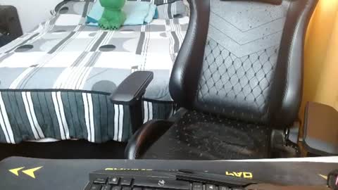 Snapshot of magic_jadee chatting on 15, 6, 2026 Jade online show from 15, 6, 2026