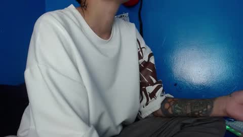 Snapshot of magic_jadee chatting on 18, 7, 2026 Jade online show from 18, 7, 2026