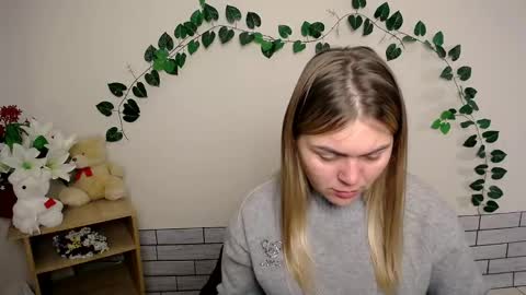 Snapshot of magic_katarina_ chatting on 12, 12, 2024 magic_katarina_ online show from 12, 12, 2024