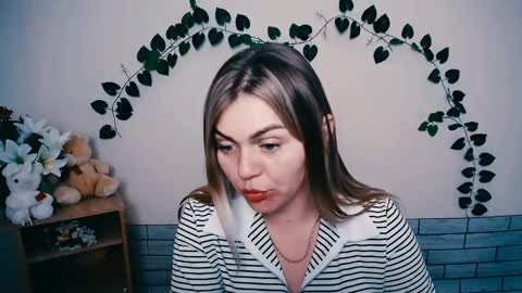 Snapshot of magic_katarina_ chatting on 11, 3, 2025 magic_katarina_ online show from 11, 3, 2025