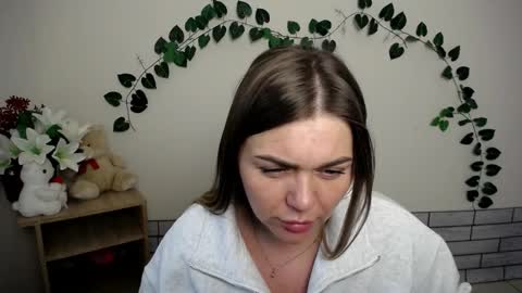 Snapshot of magic_katarina_ chatting on 7, 10, 2025 magic_katarina_ online show from 7, 10, 2025