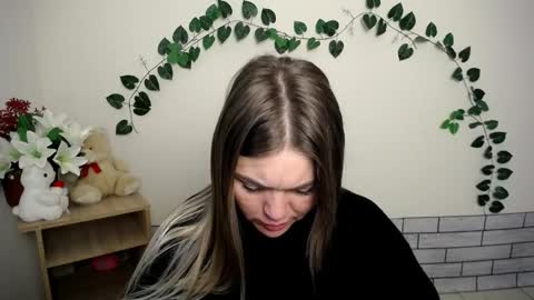 Snapshot of magic_katarina_ chatting on 14, 10, 2025 magic_katarina_ online show from 14, 10, 2025