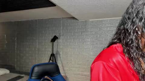 Snapshot of magic_marg chatting on 8, 10, 2025 Marge online show from 8, 10, 2025