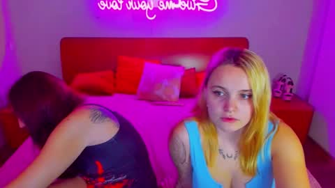 Snapshot of magiceyess chatting on 29, 12, 2024 Lili and Bella online show from 29, 12, 2024