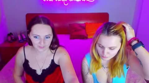 Snapshot of magiceyess chatting on 16, 1, 2025 Lili and Bella online show from 16, 1, 2025