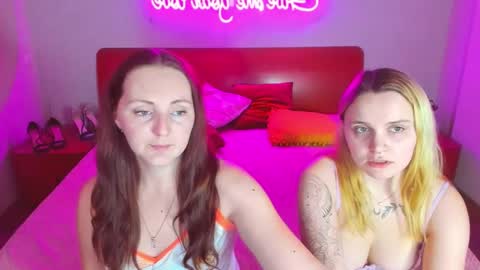 Snapshot of magiceyess chatting on 16, 2, 2025 Lili and Bella online show from 16, 2, 2025