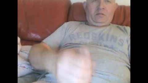 Snapshot of magicman250 chatting on 14, 9, 2025 magicman250 online show from 14, 9, 2025