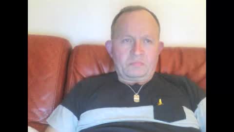 Snapshot of magicman250 chatting on 15, 9, 2025 magicman250 online show from 15, 9, 2025