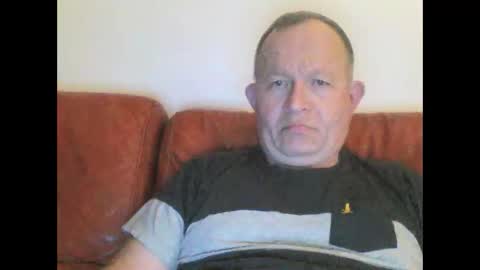 Snapshot of magicman250 chatting on 17, 9, 2025 magicman250 online show from 17, 9, 2025