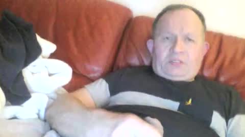 Snapshot of magicman250 chatting on 26, 11, 2025 magicman250 online show from 26, 11, 2025