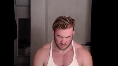 Snapshot of magicmax2017 chatting on 18, 12, 2024 magicmax2017 online show from 18, 12, 2024