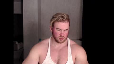 Snapshot of magicmax2017 chatting on 5, 3, 2025 magicmax2017 online show from 5, 3, 2025