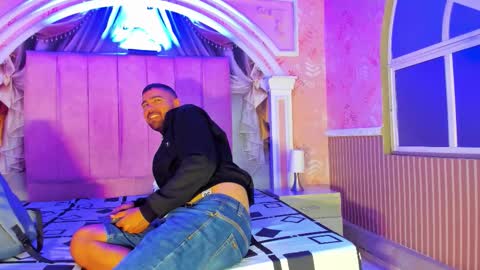 Magnus Alejo online show from 4, 2, 2026