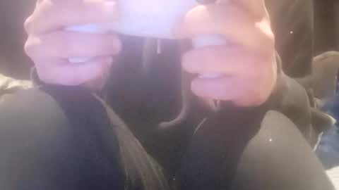 maho0 online show from 11, 2, 2026