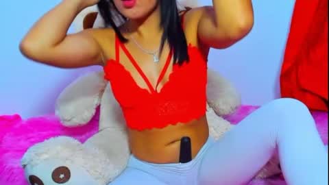 Snapshot of maia_bronce chatting on 19, 7, 2026 Maia Bronce online show from 19, 7, 2026