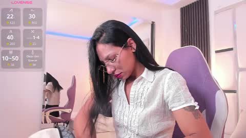 Maia Clark online show from 30, 6, 2026