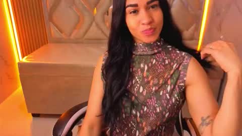 Online 800 to 1400 online show from 15, 12, 2025