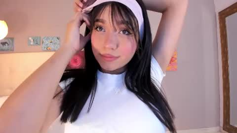 Snapshot of maia_w10 chatting on 16, 7, 2026 Maia online show from 16, 7, 2026