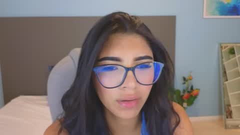 Maiaa Ruiz  online show from 21, 10, 2025