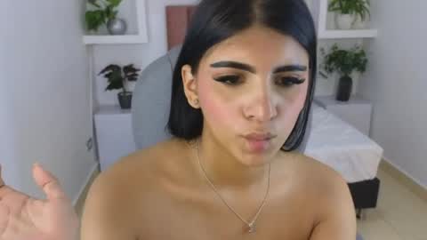 Maiaa Ruiz  online show from 3, 6, 2026