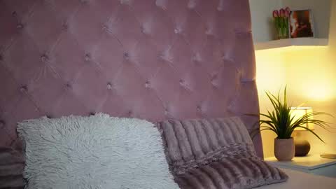  Maia  online show from 13, 3, 2026