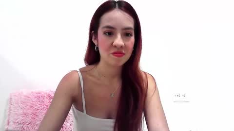 Snapshot of maiarosse_ chatting on 7, 1, 2025 MaiaRosse  online show from 7, 1, 2025