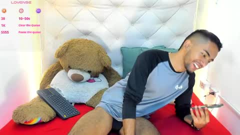 maicolparker0 online show from 13, 4, 2026