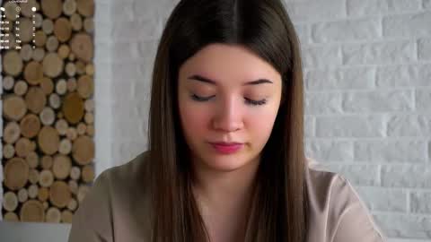 Lucy online show from 19, 2, 2026