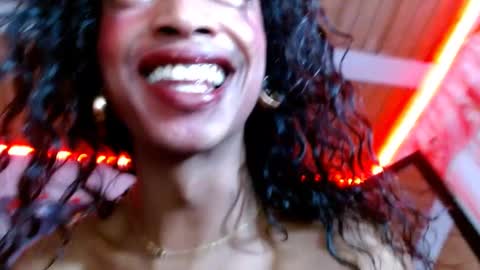 Bella Maidi online show from 9, 3, 2025